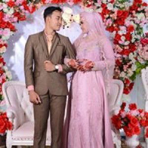 Rahmiyati profile icon