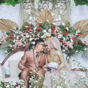 mom^hafidzah profile icon