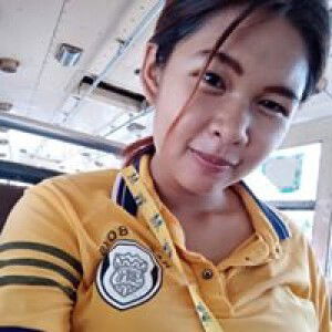 พลอย นี่เเหละ profile icon