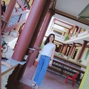 Dang Uyen profile icon