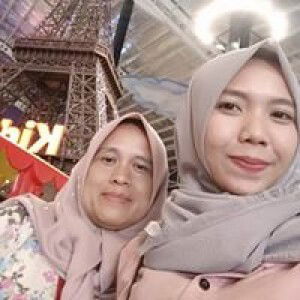 Evi Fitriyani profile icon