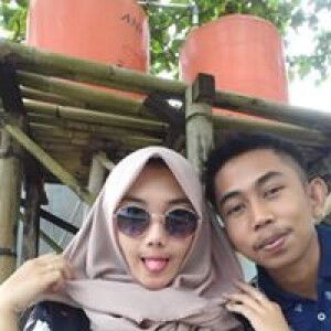 Silvi Herdiana profile icon