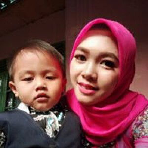 Riana Sri Rahayu profile icon