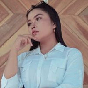 Deg Bella profile icon