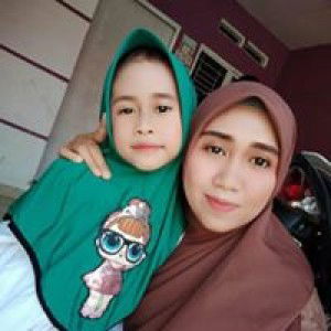 Ukhty Mia profile icon