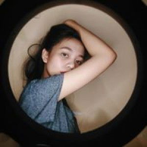 Queenie Gumamela profile icon