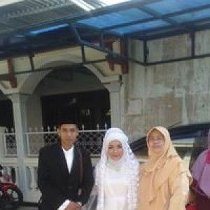 Kuni Maftuhati profile icon