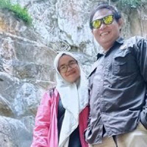 Selvia Liesdayanti profile icon