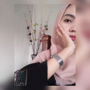 Ayu Rizqi Oktaviana profile icon