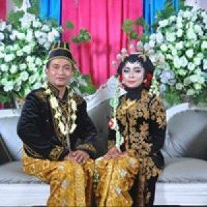 Novita Putri profile icon