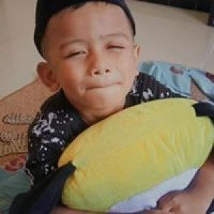 Astry Ziyan profile icon