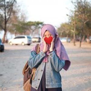 Wahyu Ningrum profile icon