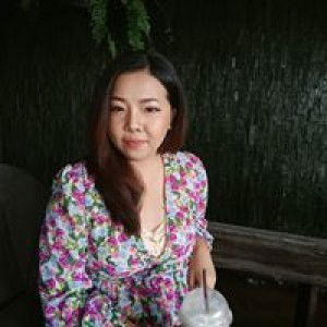 Aomsin Phetchayanan profile icon