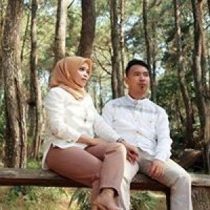 Putri Suci profile icon