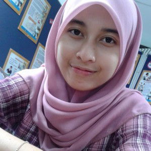 qurratul ain profile icon