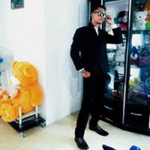 Roy Tandi profile icon