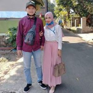 Nelly Oktaviia profile icon