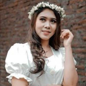 Izna Lutfianita profile icon