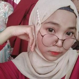 Desi Fitriyani profile icon