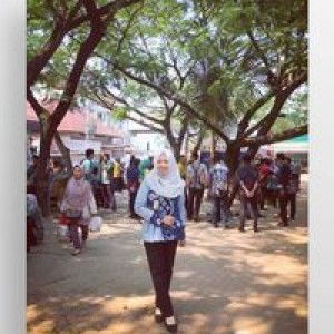 Puput Riyanti profile icon