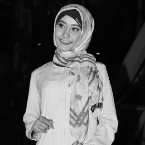 Riski Restyandiani profile icon