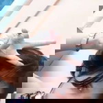 Devi Oktavianti profile icon