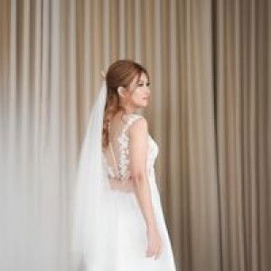 Dhevy Aryani Bakkara profile icon