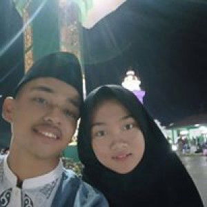 Dhe Ratna Sari profile icon