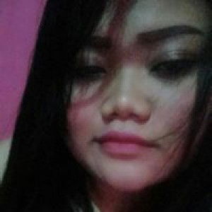 Ella Azza profile icon