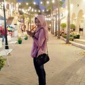 Putri Wulandari profile icon