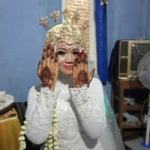 Kholifah Ristanti profile icon