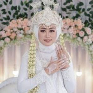 Sri Wahyuni profile icon