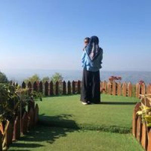 Rani Suryandari profile icon