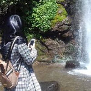 Udia Wati profile icon