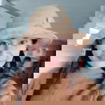 Gif Rattaya Iintanon profile icon