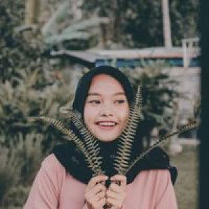 ATika Putrii AhRa profile icon