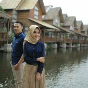 Ela Komalasari profile icon