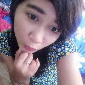 Titien Nur'aini profile icon