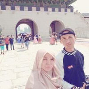 Candra Agustina profile icon