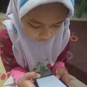 miqla farisyah profile icon