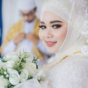 Safeenah Adam profile icon