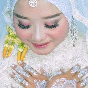 Ratna Kusumawati profile icon