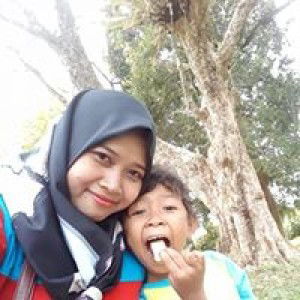 Anis Santika profile icon