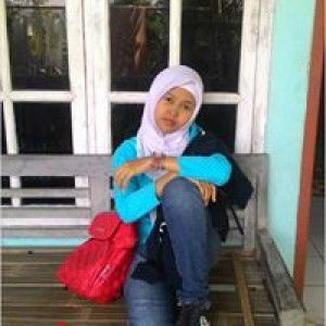 Asti Astuti profile icon