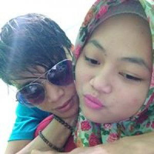 Putri Intan S profile icon