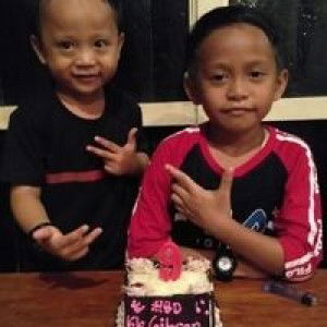 Fitri Bunda Gibran profile icon