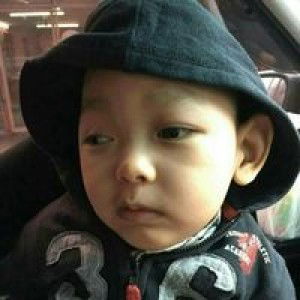 Yuyee Amphan profile icon