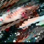 Yunii Harliyana Regina Putri profile icon