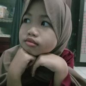 Dety Larasaty profile icon