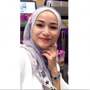 Indah aLinda profile icon